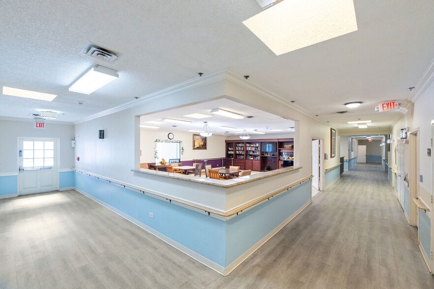 More Photos Of 151 SW 1st St, Dania Beach Assisted Living For Lease