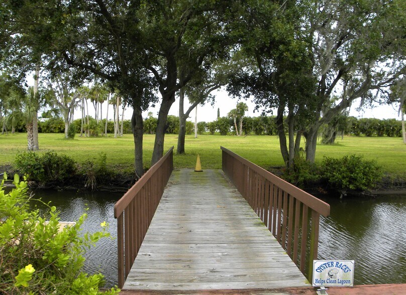 More Photos Of 35 Winar Dr, Merritt Island Land For Sale