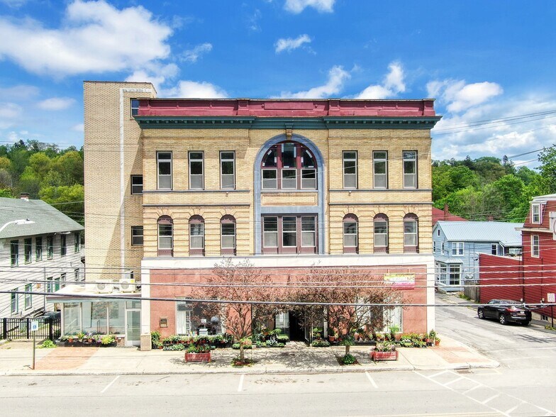 Primary Photo Of 59 N Main St, Liberty Loft Creative Space For Sale