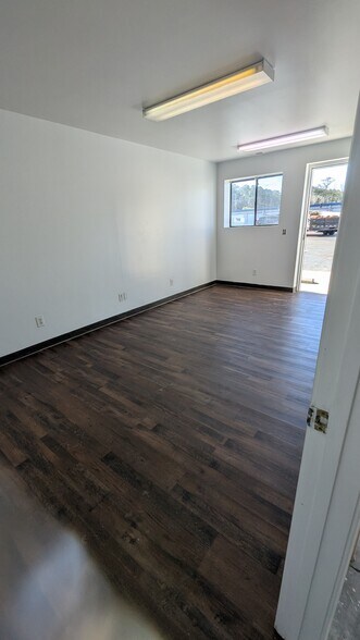 Primary Photo Of 3715 Argent Blvd, Ridgeland Self Storage For Lease