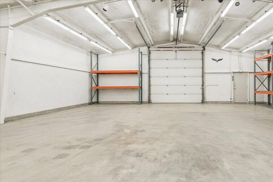 More Photos Of 3427 Old Richardson Hwy, North Pole Warehouse For Sale