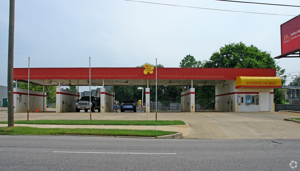 More Photos Of 5771 Woodmere Blvd, Montgomery Carwash For Sale