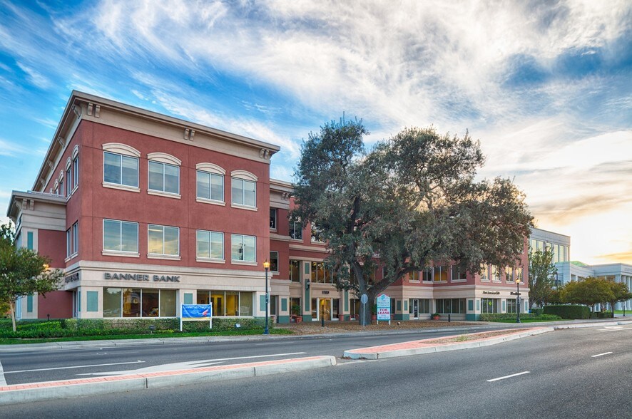 More Photos Of 1100 Main St, Woodland Office For Sale