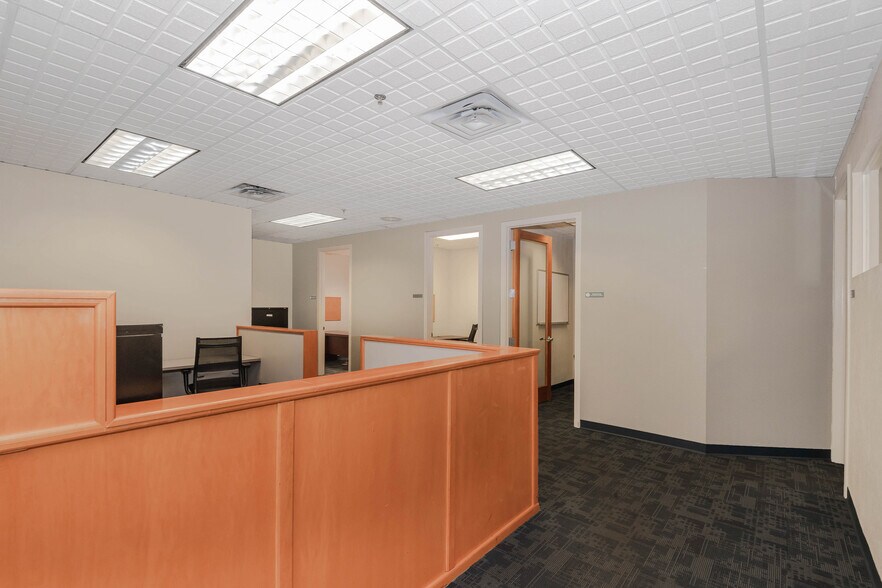 More Photos Of 3001 N 29th Ave, Hollywood Unknown For Lease