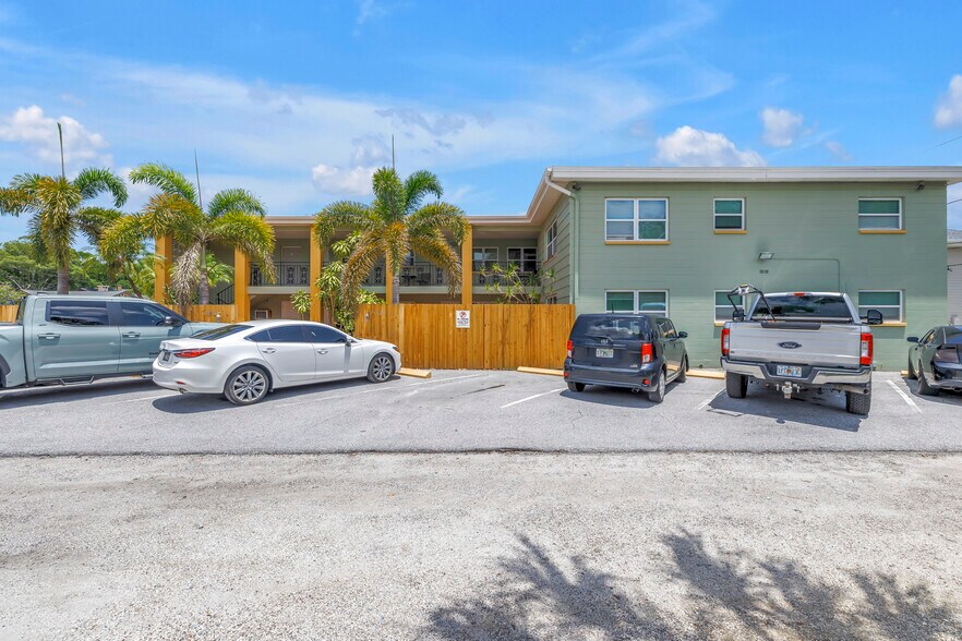 More Photos Of 1520 22nd Ave N, Saint Petersburg Apartments For Sale