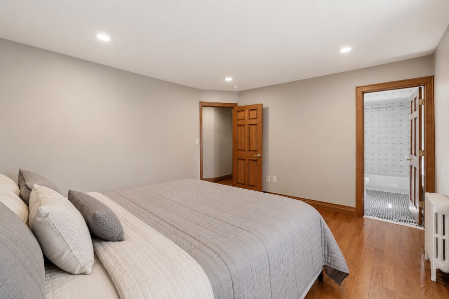 More Photos Of 1015 PA-390, Greentown Hospitality For Sale