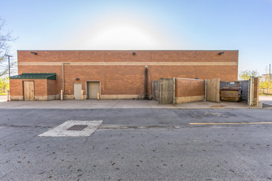 More Photos Of 173 Market St, Potsdam Drugstore For Lease