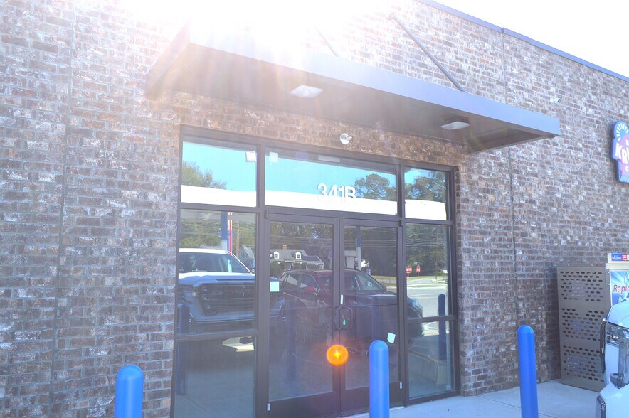 More Photos Of 341 S Main St, Bishopville Service Station For Sale