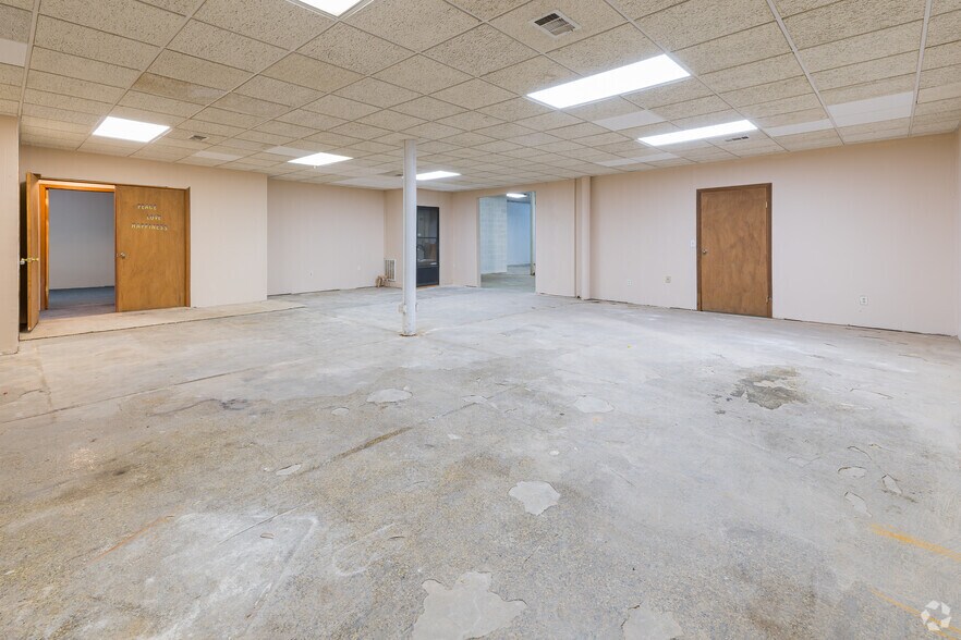 More Photos Of 216-224 SW 29th St, Oklahoma City Storefront For Sale