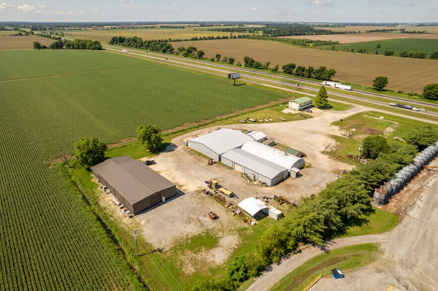 More Photos Of 2946 State Highway V, Matthews Warehouse For Sale