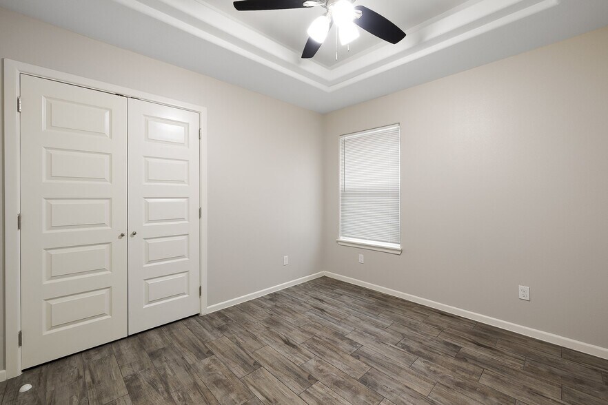 More Photos Of 2021 Stardust Ln, Edinburg Multifamily For Sale