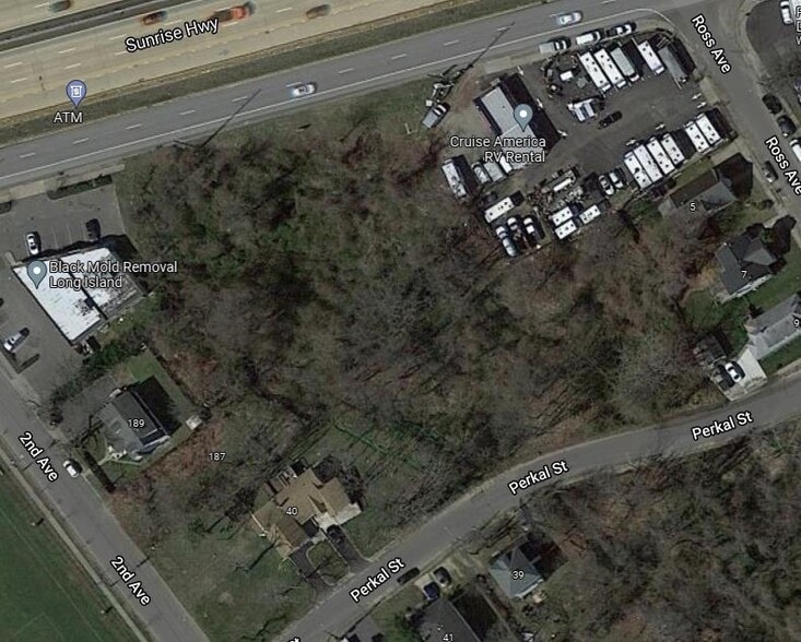 More Photos Of 1474 Sunrise Hwy, Bay Shore Land For Sale