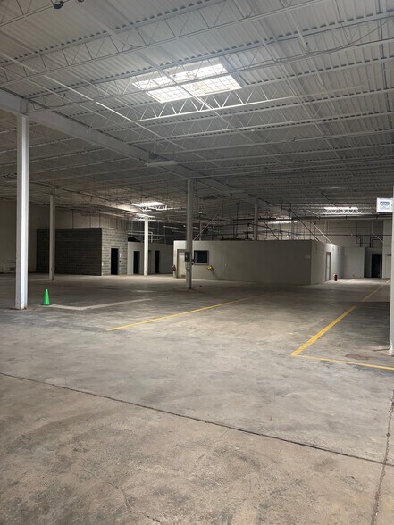 More Photos Of 80 Lawrence Bell Dr, Williamsville Research And Development For Sale