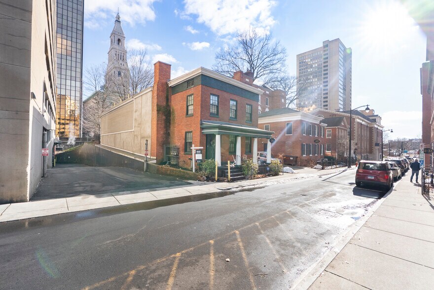 More Photos Of 36 Lewis St, Hartford Multifamily For Sale