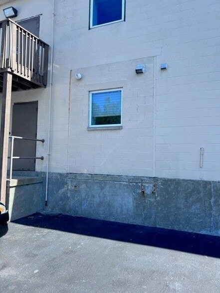 More Photos Of 2519-2535 Data Dr, Louisville Flex For Sale