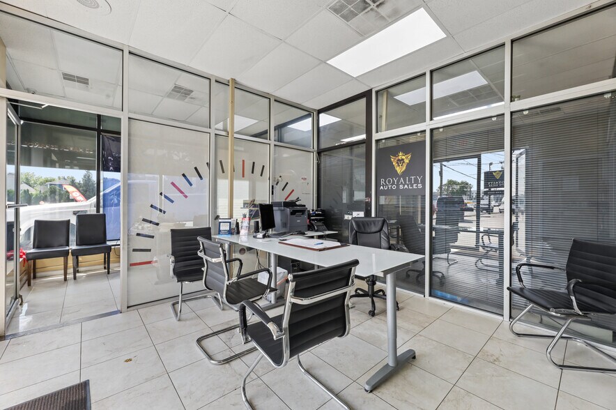 More Photos Of 120-140 US Highway 46, Little Ferry Auto Dealership For Lease