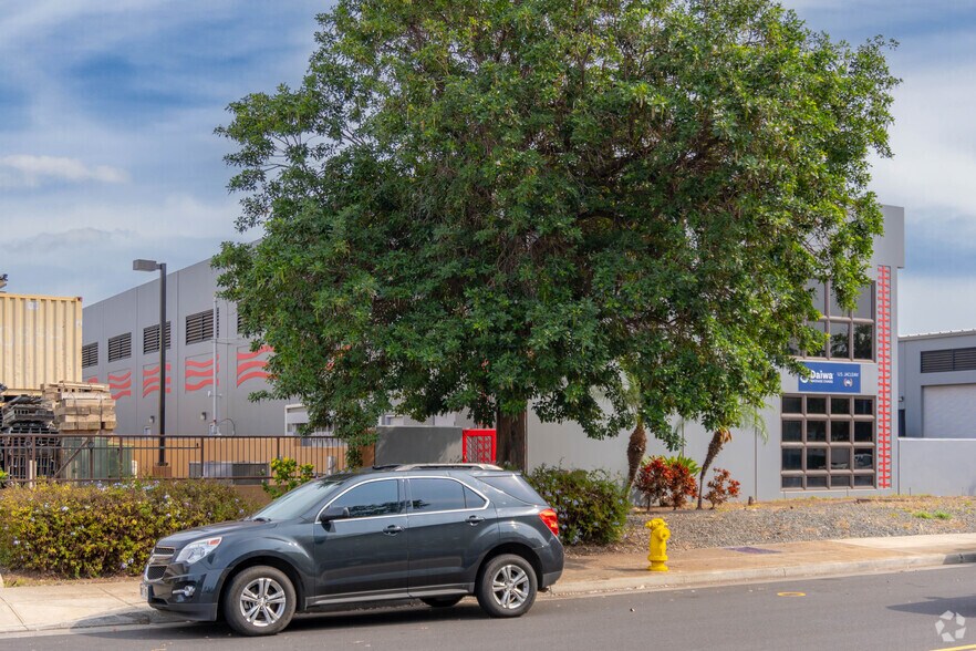 More Photos Of 1026 Lauia St, Kapolei Warehouse For Lease