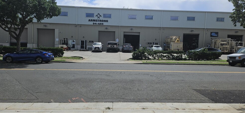 More Photos Of 94-465 Koaki St, Waipahu Warehouse For Lease