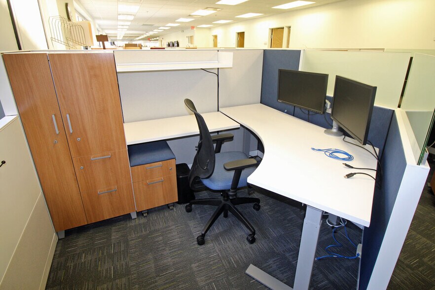 More Photos Of 3500 E Coliseum Blvd, Fort Wayne Office For Lease