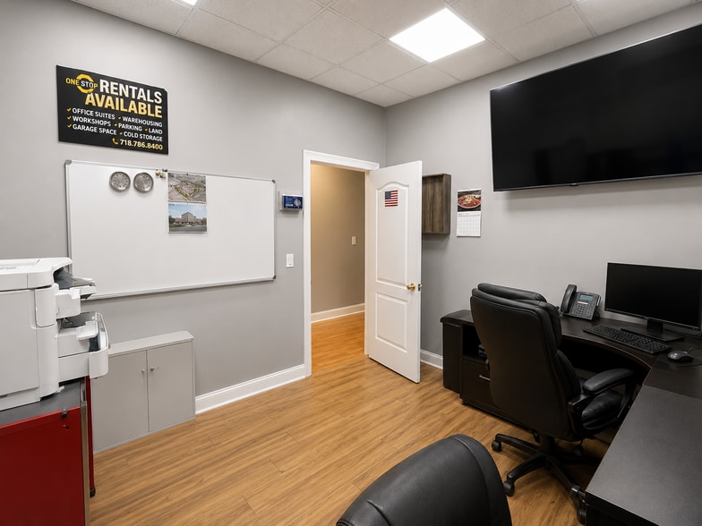 More Photos Of 240-242 Lincoln Pl, Westbury Office For Sale