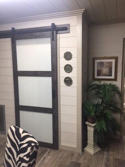 More Photos Of 890 OK STATE HIGHWAY 28 EAST, Langley Office Residential For Sale