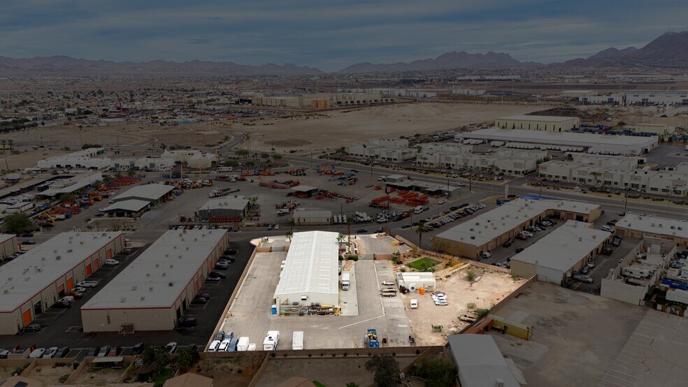 More Photos Of 265 Elliott Rd, Henderson Warehouse For Sale