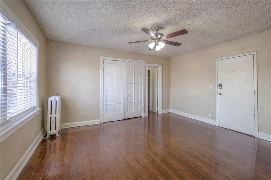More Photos Of 109 E 40th St, Kansas City Apartments For Sale