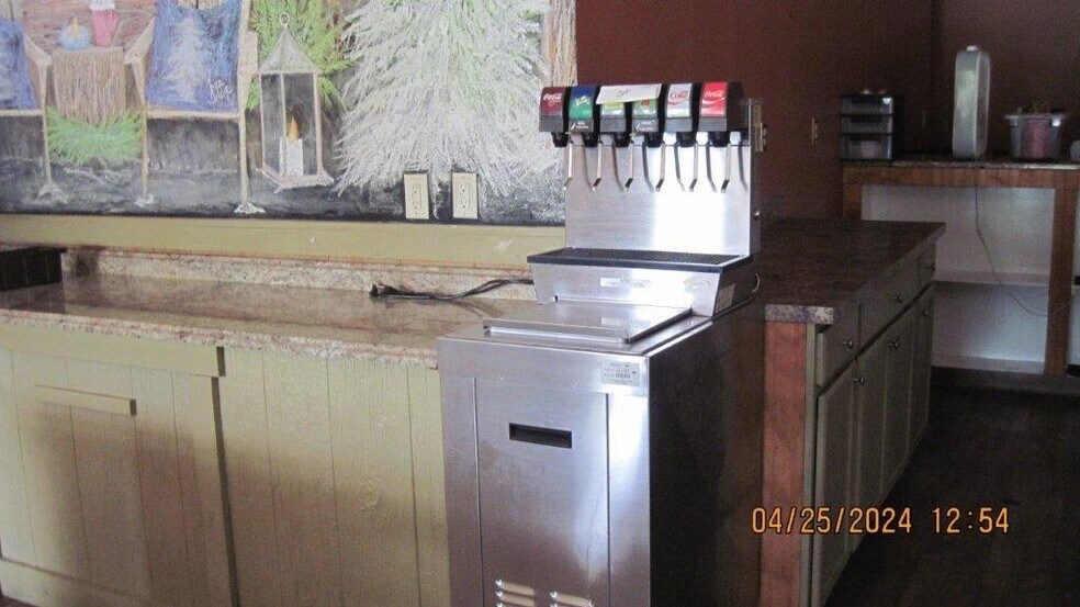 More Photos Of 15-33 Village Center Dr, Reading Flex For Lease