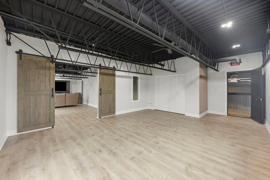 More Photos Of 103 Quarry Rd, Rochelle Warehouse For Sale