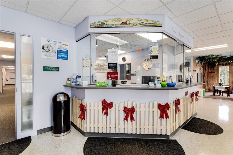 More Photos Of 207 Stage Rd, Hampstead Medical For Lease