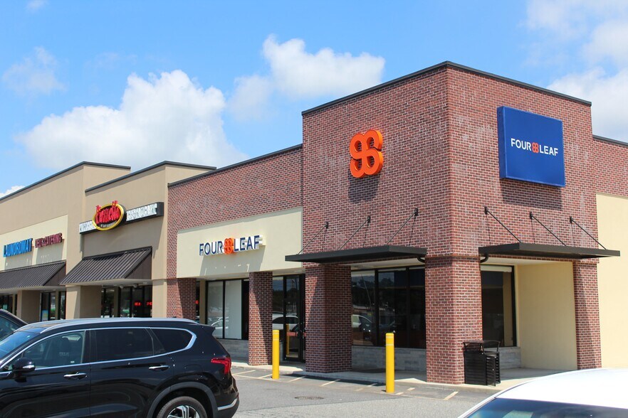 More Photos Of 1011-1039 Route 109, Farmingdale Unknown For Lease