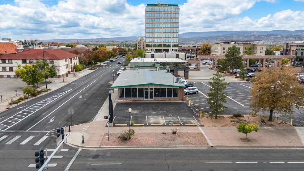 More Photos Of 461 Grand Ave, Grand Junction Freestanding For Sale