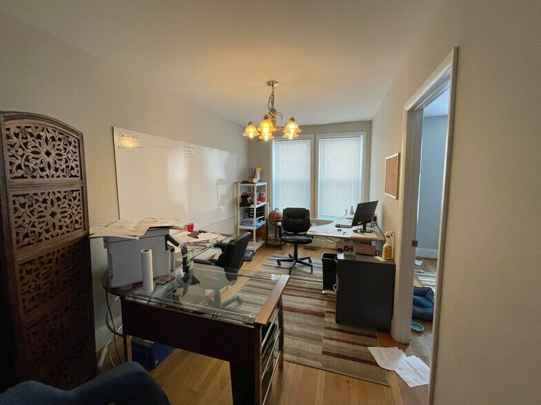 More Photos Of 713 Pratt St, Baltimore Freestanding For Sale