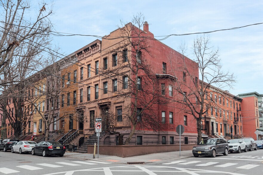 More Photos Of 489 Jersey Ave, Jersey City Storefront Retail Office For Lease