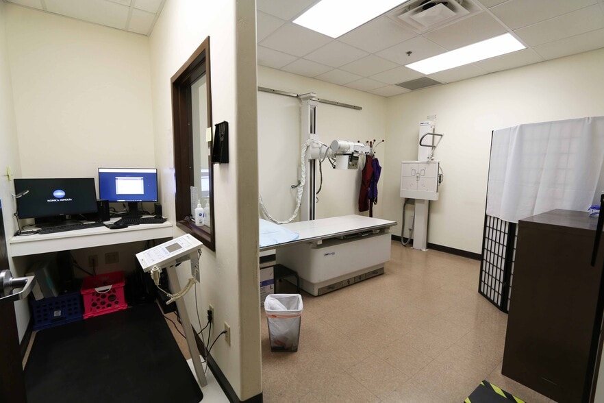 More Photos Of 2851 S Avenue B, Yuma Medical For Sale