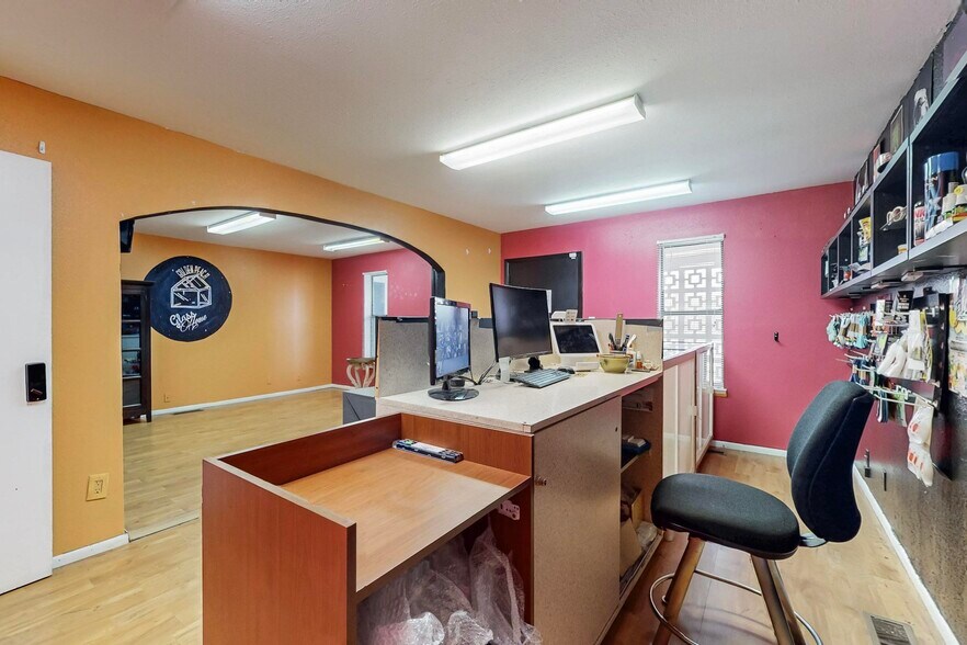 More Photos Of 516 Chama St NE, Albuquerque Office For Sale