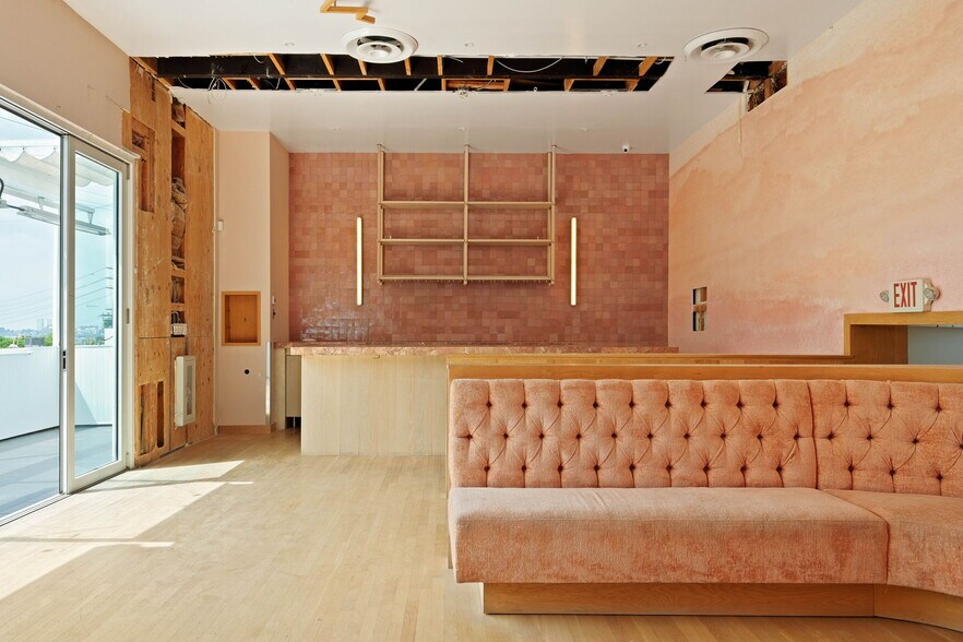 More Photos Of 8768 W Sunset Blvd, West Hollywood General Retail For Sale