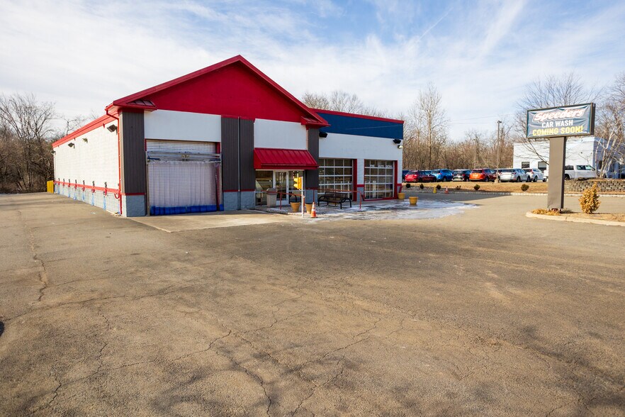 More Photos Of 68 US Highway 46, Mountain Lakes Carwash For Sale