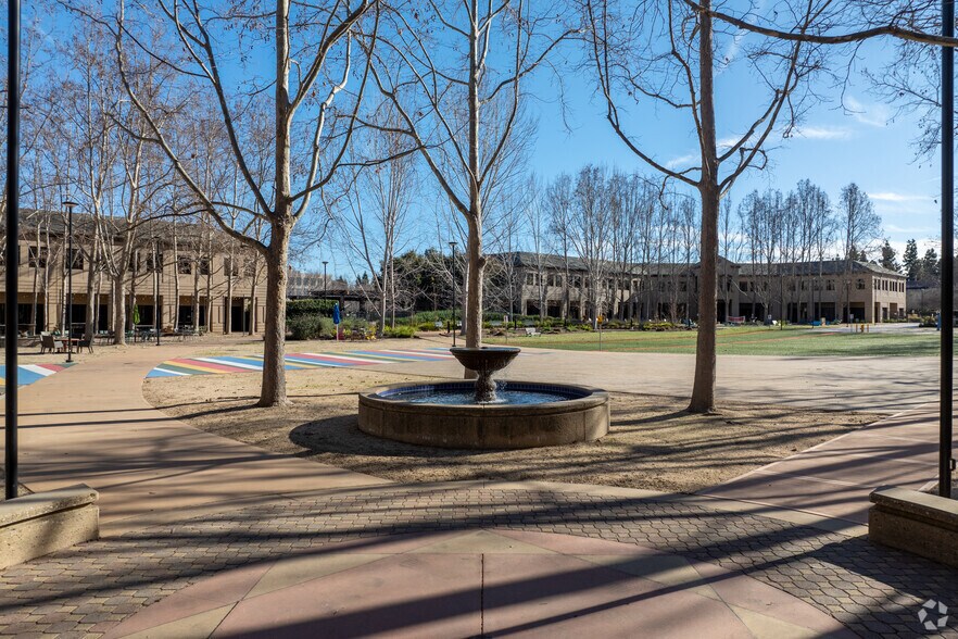 More Photos Of 399 N Whisman Rd, Mountain View Office For Lease