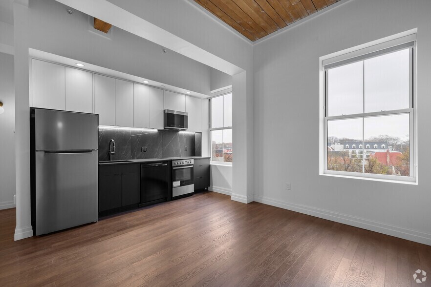 More Photos Of 105 Court St, New Haven Apartments For Lease