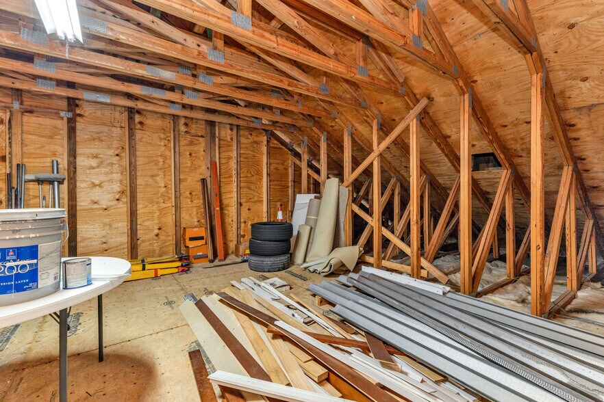 More Photos Of 493 Barger Dr, Port Charlotte Office For Lease