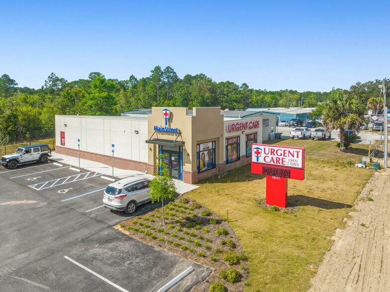 Primary Photo Of 10251 Sorrento Rd, Pensacola Medical For Sale