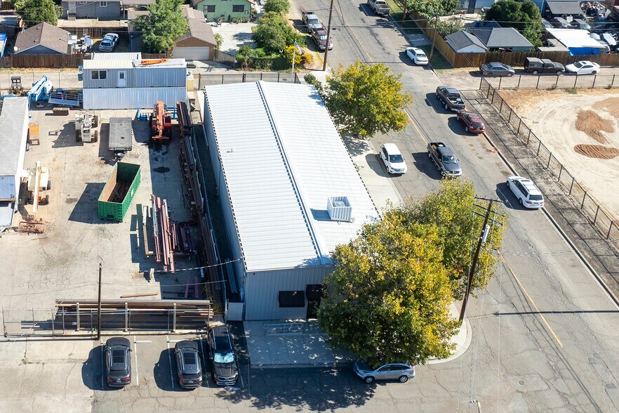 More Photos Of 213 C St, Turlock Industrial For Sale