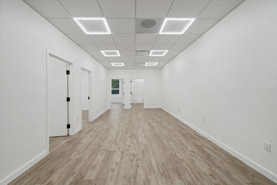 More Photos Of 72 Summit Ave, Montvale Office Residential For Lease