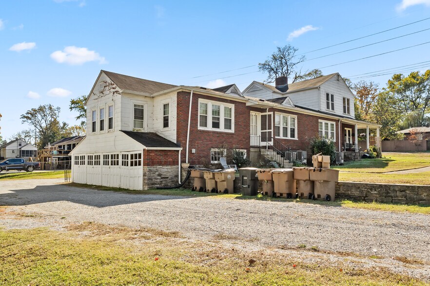 More Photos Of 1601 Stratford Ave, Nashville Apartments For Sale