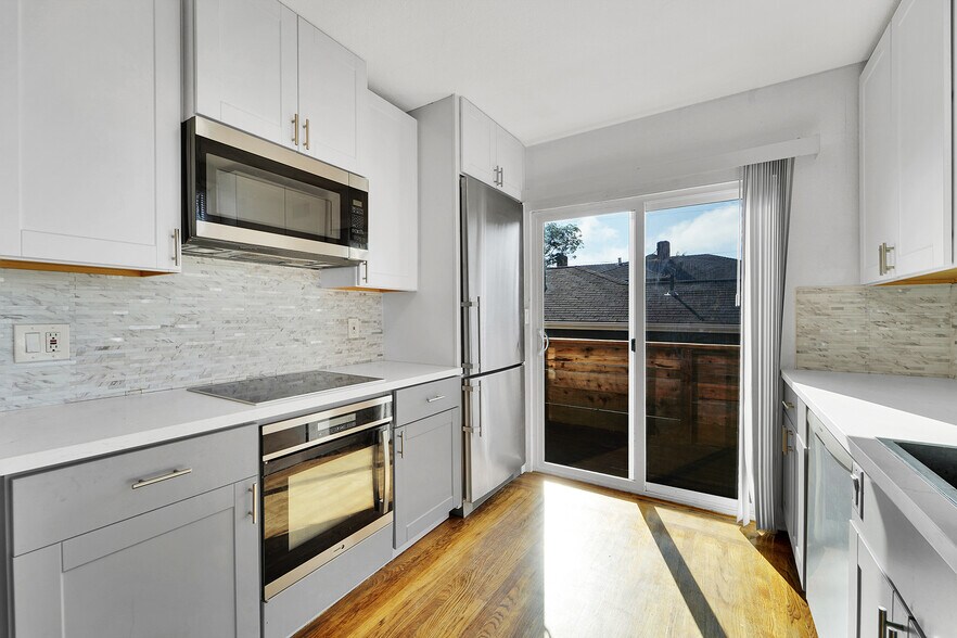 More Photos Of 5030 Barrett Ave, Richmond Apartments For Sale