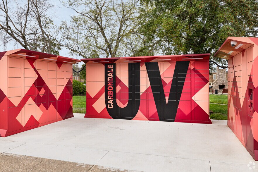 More Photos Of 800 E Grand Ave, Carbondale Apartments For Sale