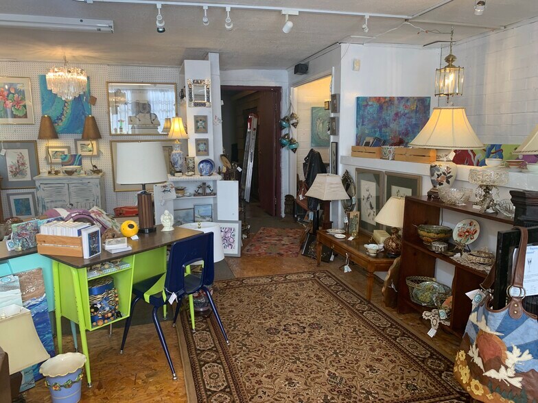 More Photos Of 2340 Ingleside Ave, Macon-Bibb General Retail For Sale