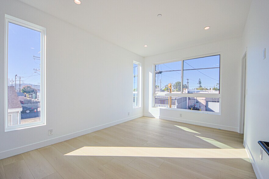 More Photos Of 5709 Auckland Ave, North Hollywood Apartments For Sale