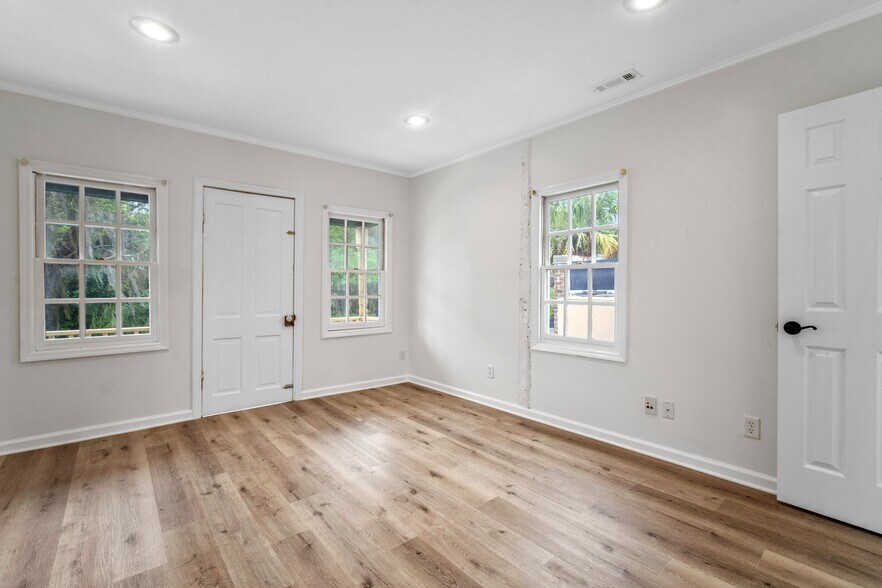 More Photos Of 609 Carteret St, Beaufort Storefront Retail Residential For Lease